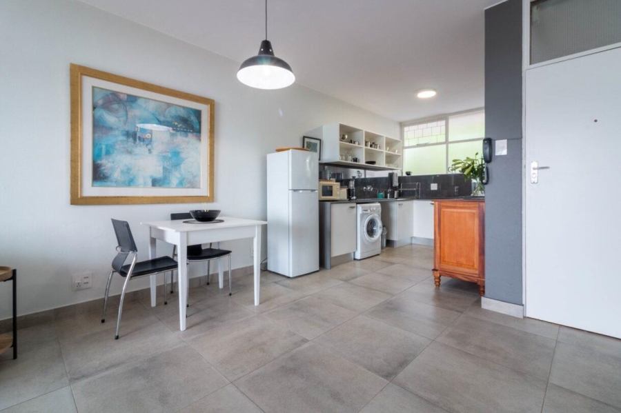 1 Bedroom Property for Sale in Green Point Western Cape